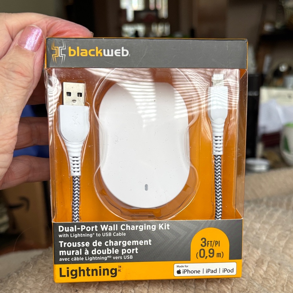 Blackweb Dual-Port Wall Charging Kit.  New sealed.